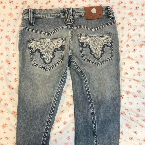 Y2K Vintage Jeans - Picture 2 of 6